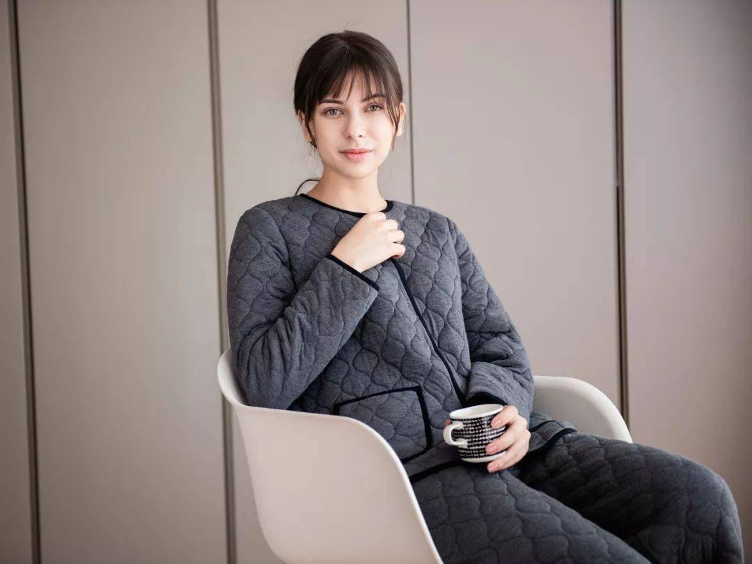 家居服|冬季在家办公，最适合穿它