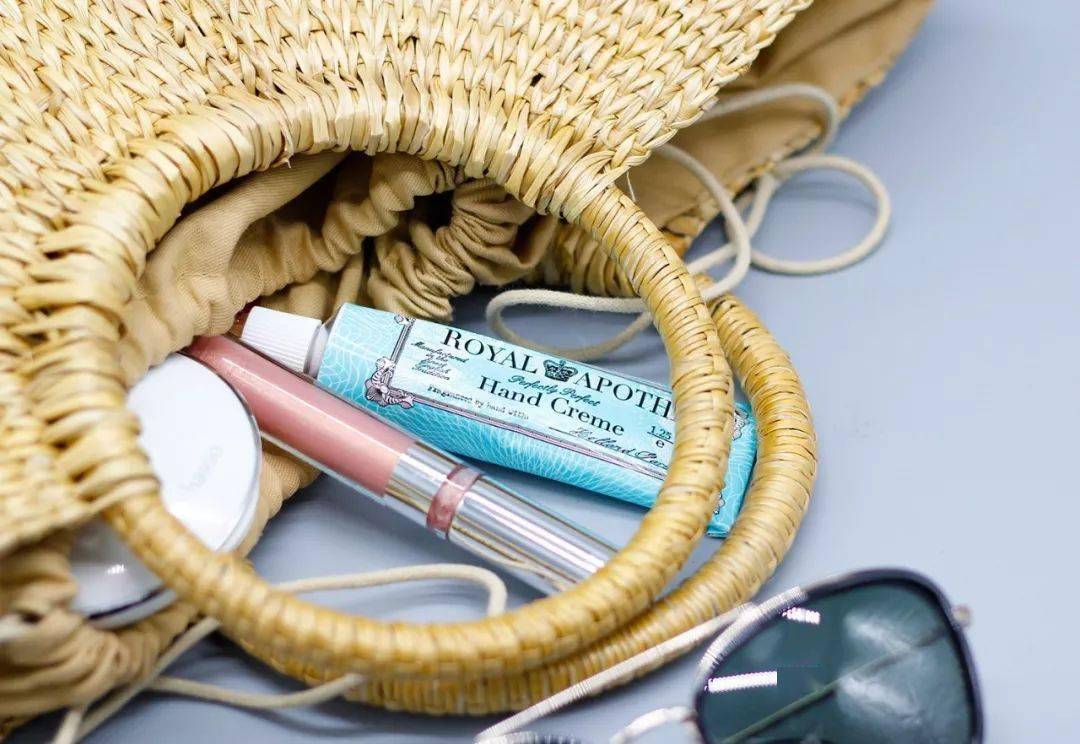 Royal|让贝嫂为之着迷的护手霜！英王室200年香氛配方，让双手回归婴儿般娇嫩！