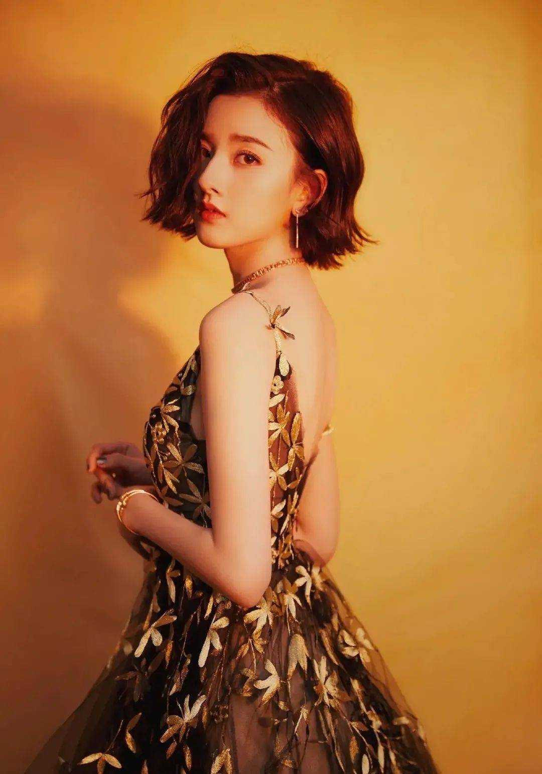 短发|2020 秋冬发型趋势，风情万种都是你