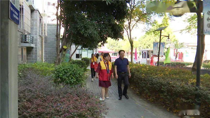 海宁人口调查_海宁皮革城(2)