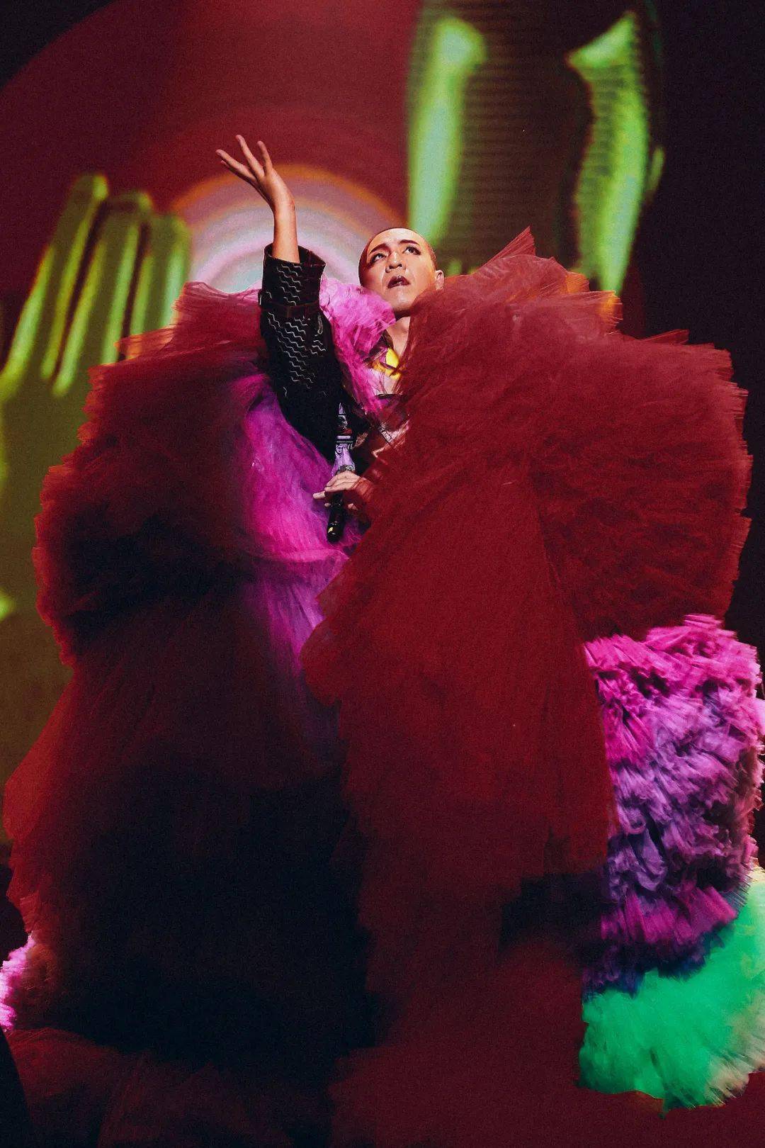 服装|二手玫瑰要进军潮流界了吗？