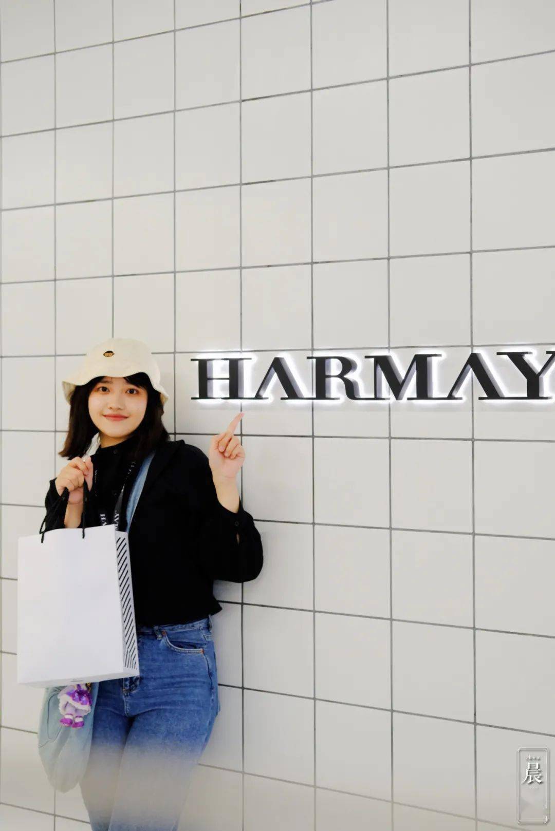 菜市场|新天地惊现美妆“菜市场”，水果和化妆品一起卖？| 小姐姐变美计划