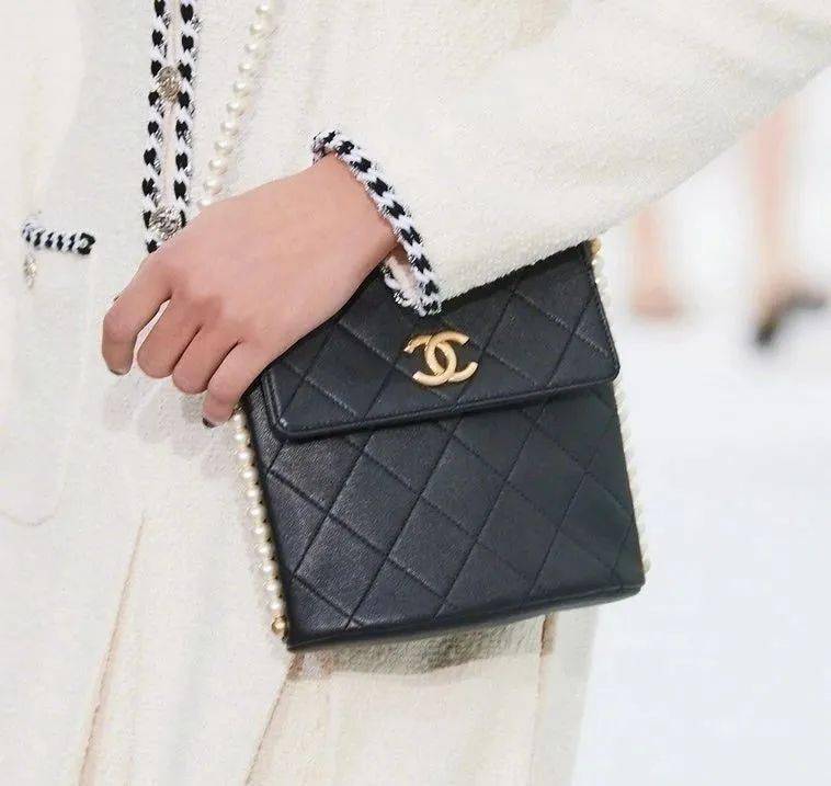 系列|Chanel 2021春夏丨新一季充满愉悦与活力的新浪潮
