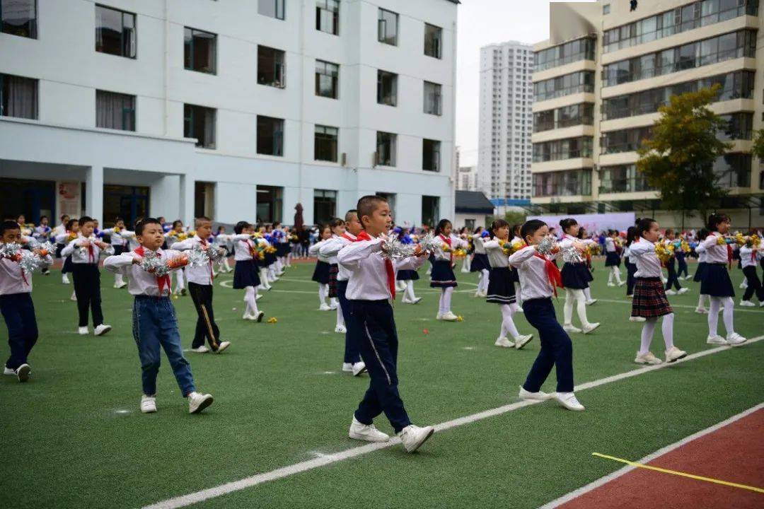 七里河区联片办学特色展示全面提升教育品质