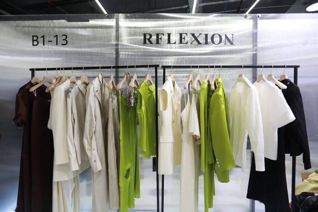 时装周|2021SS上海时装周 | 中国时尚向阳而生！