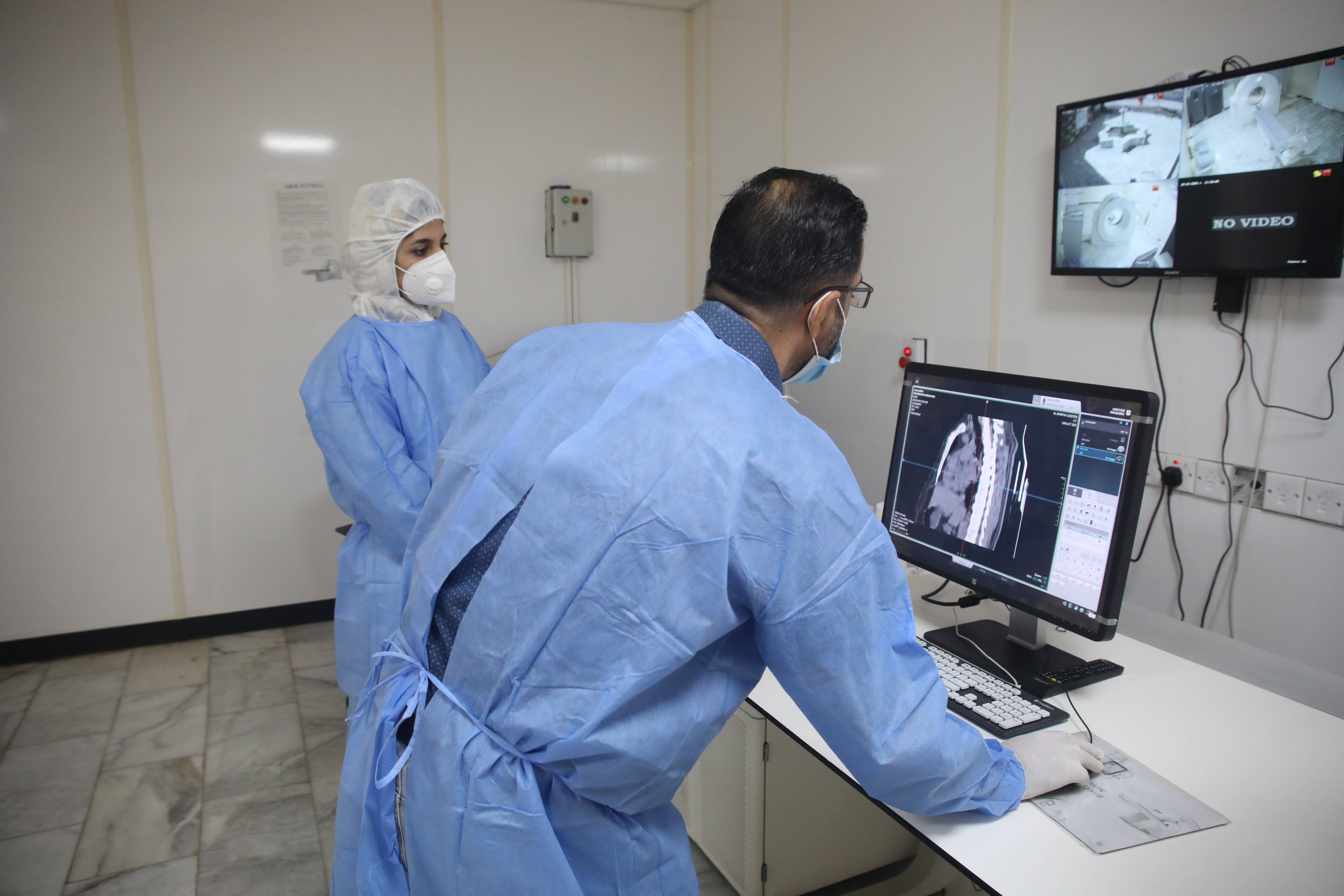 带智能"天眼"的ct,会移动的x光机——中国医学影像设备在伊拉克新冠
