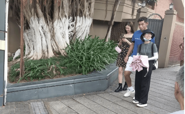 张继科|大瓜！金晨和张继科在一起了？