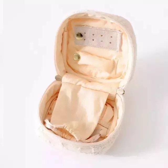 珠宝|有“毒”首饰盒别买！把珠宝都毁的不成样！4招教你买到最合适的首饰盒~