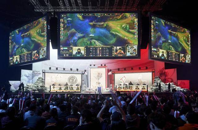 苏宁京东的新仇旧恨：从电商到电竞，苏宁终于