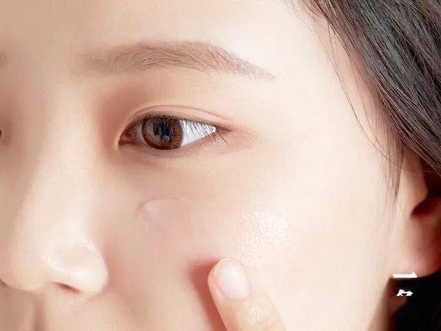 皮肤|抹出“宛如天生”的素颜肌,全靠这个小红罐面霜