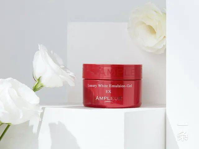 皮肤|抹出“宛如天生”的素颜肌,全靠这个小红罐面霜