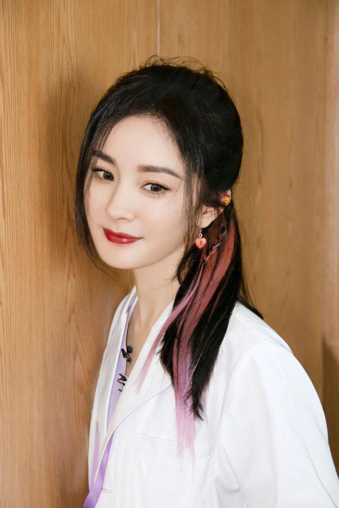 新造型|看了Lisa的新造型,这一次我决定放过我的头发……