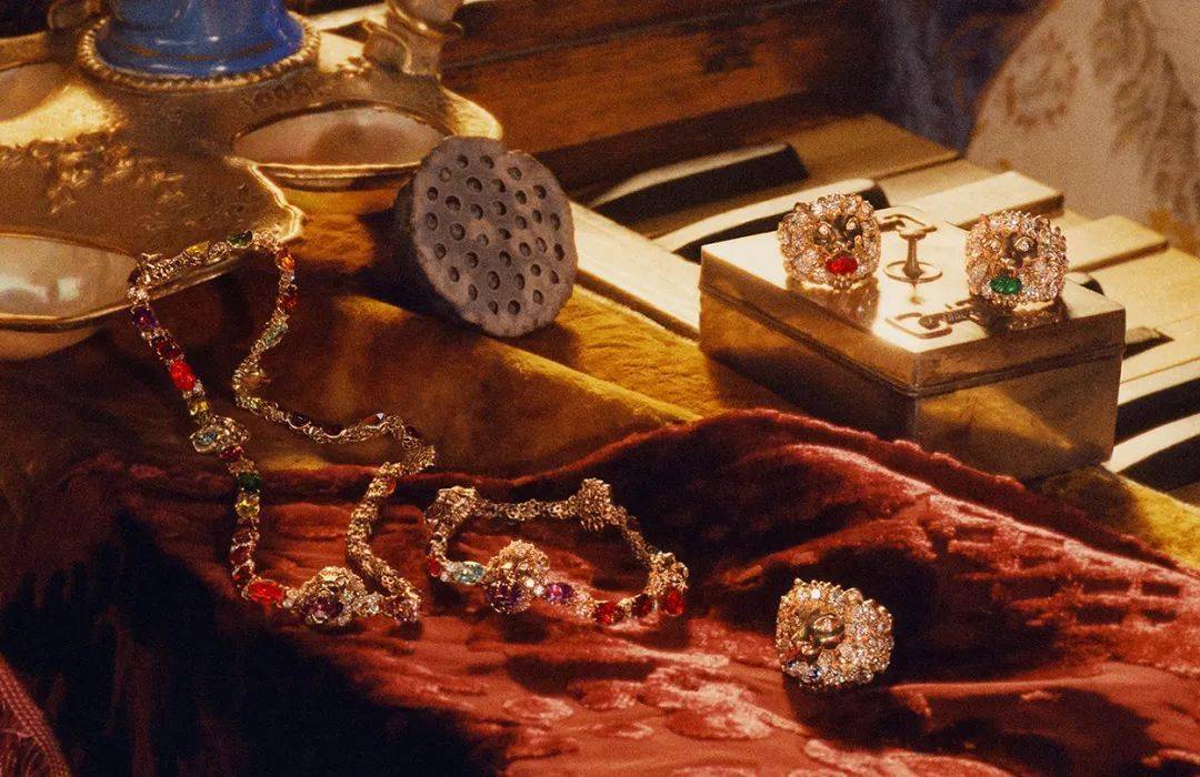 吉娜|第13届金鹰节开幕，《以家人之名》重聚合唱，吉娜官宣怀孕...