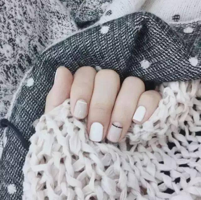 颜色|上班族专题，简约低调的美甲！