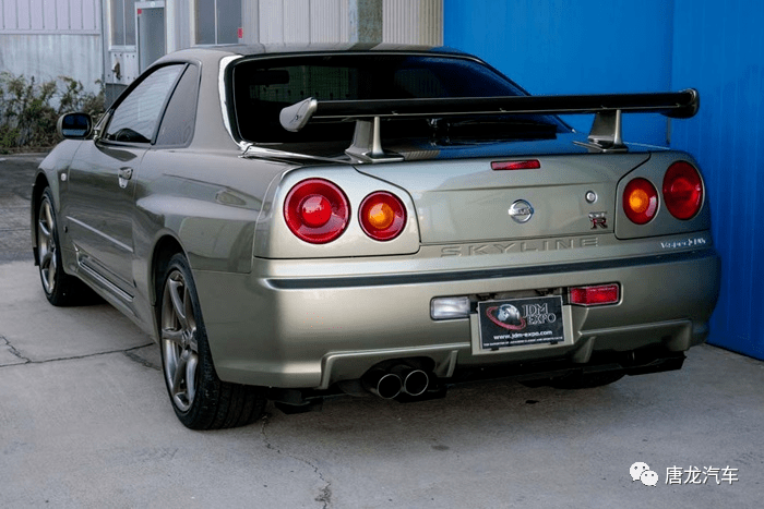 【超低里程数】只行驶362km的nissan skyline gt-r v-spec ii nür