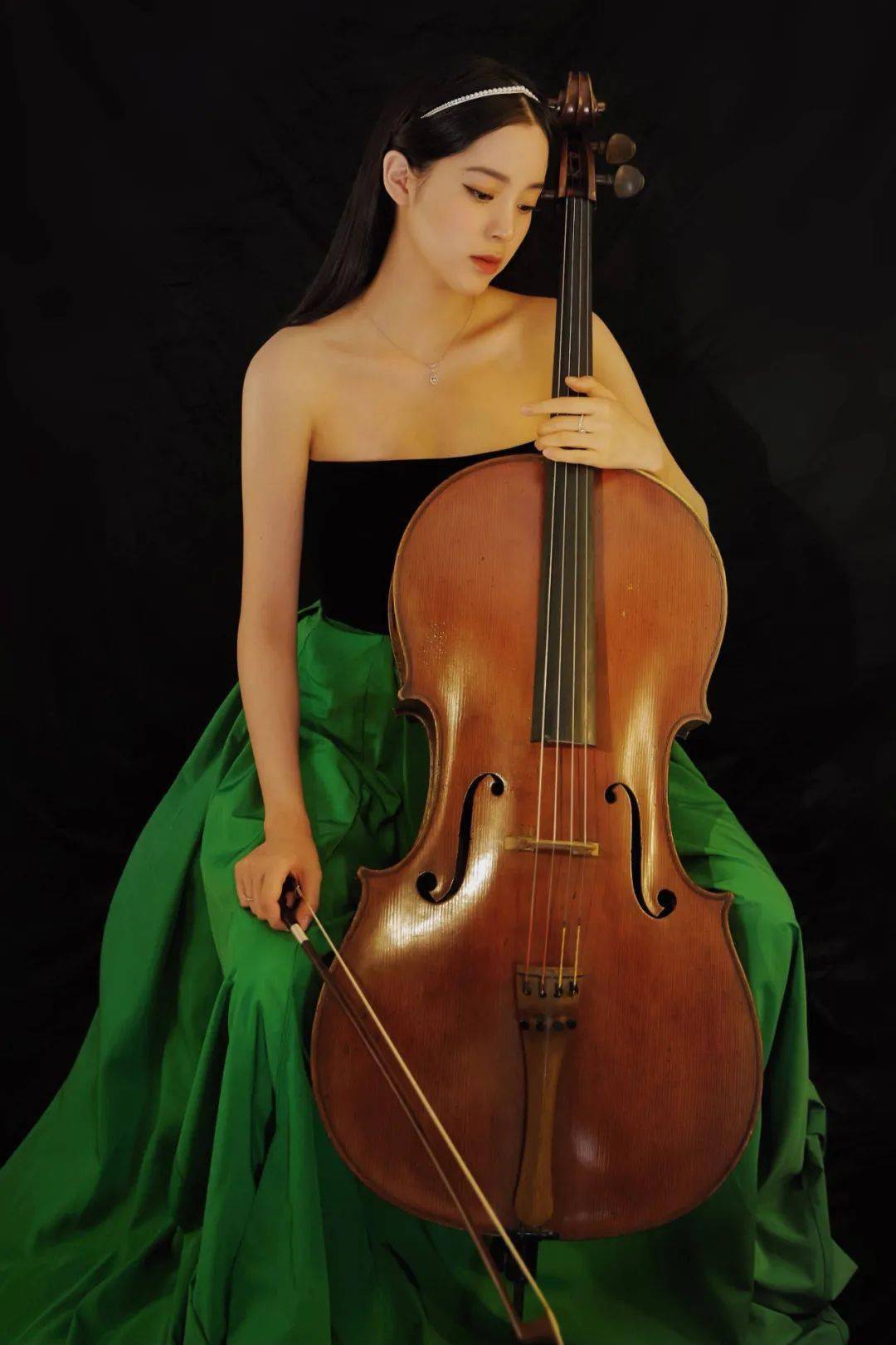 娜娜|少女美成了画中人？想给欧阳娜娜的造型师多加两个鸡腿！