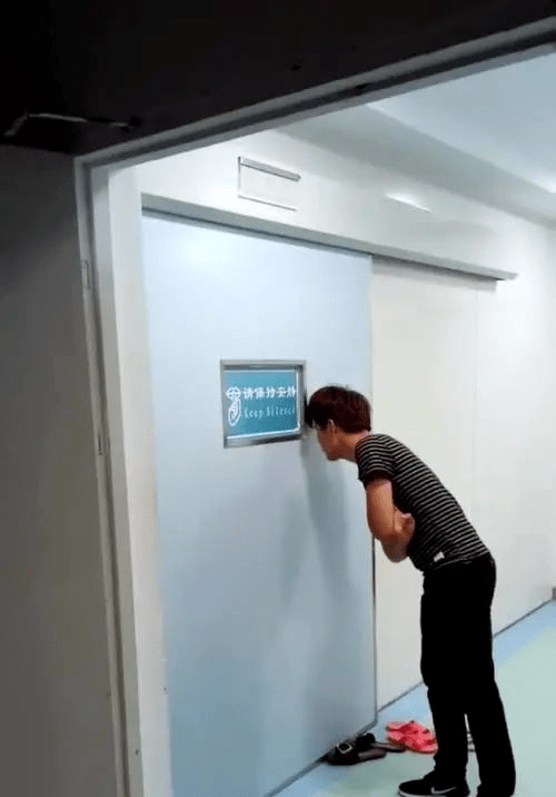 手术室外,真的被绝情的男人吓到了!女人生孩子,一定要