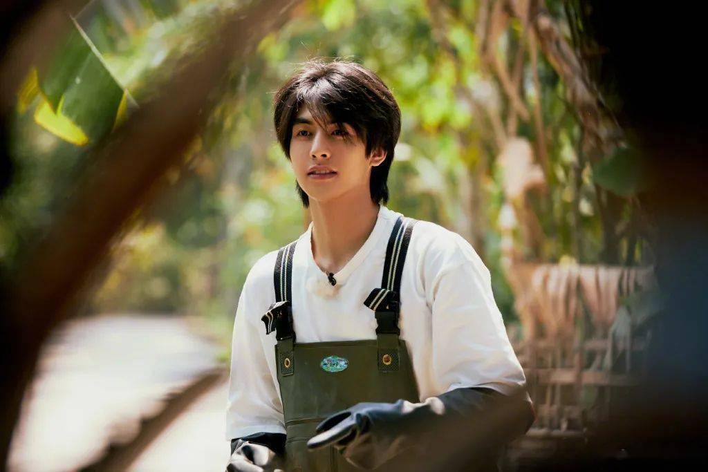 皮肤|宋威龙的疲劳肌实属“工伤”