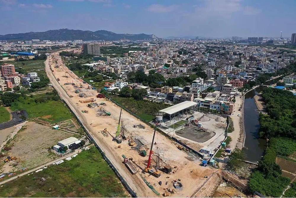 牛田洋快速通道和金砂西路西延工程多个作业面同步快速推进