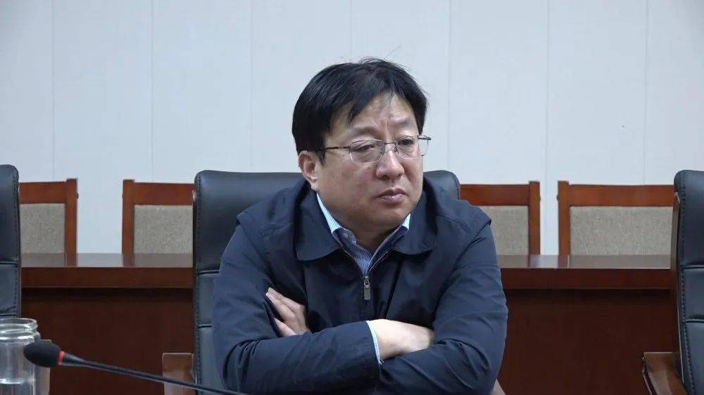 关注获嘉县召开九九重阳节老干部座谈会