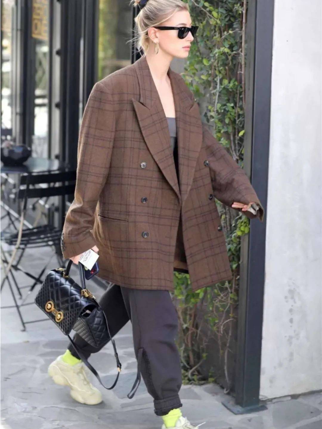 丝巾|我减少了买衣服的次数，却越穿越好看了！