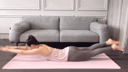 攻略|钟楚曦的美背“杀”到我了！攻略快安排一下！