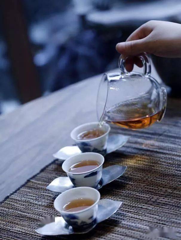 如何选择适合自己的茶器 b89f6f874bd14c2d9e38586d8cf5ebb8.jpeg