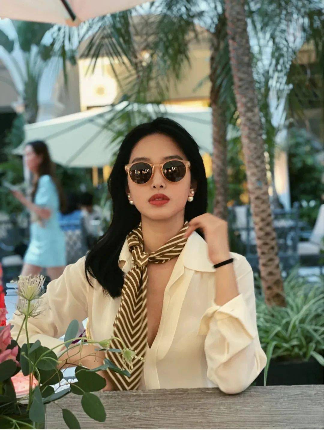 丝巾|我减少了买衣服的次数，却越穿越好看了！