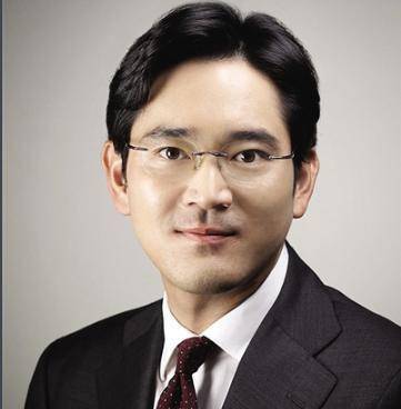 一个时代终结！三星第二代掌门人李健熙逝世，