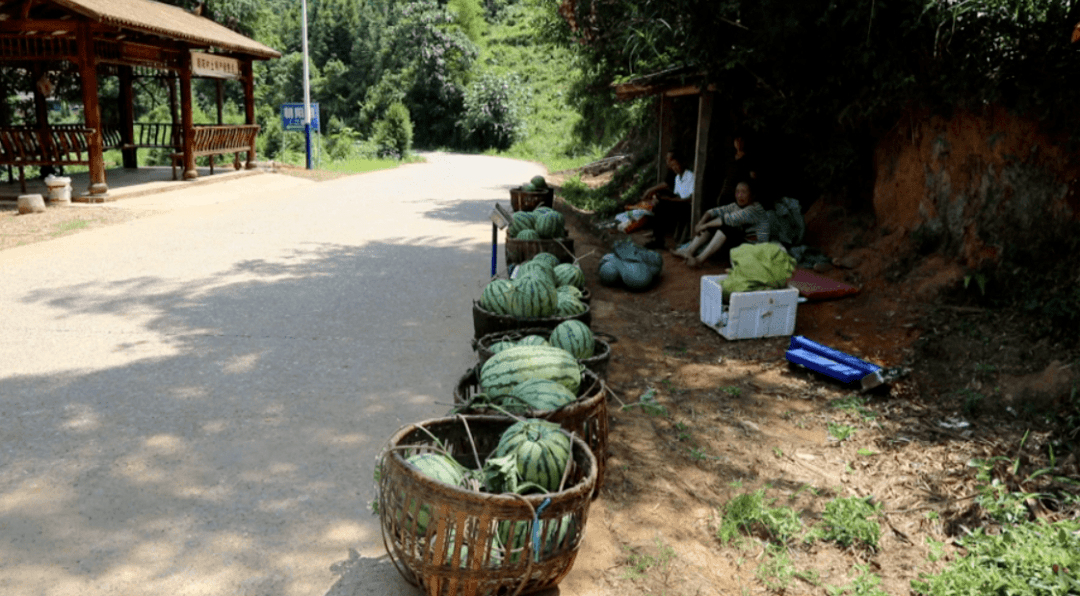 农妇|湖南女孩免费改造23位农妇，变妆前后对比令人泪目...