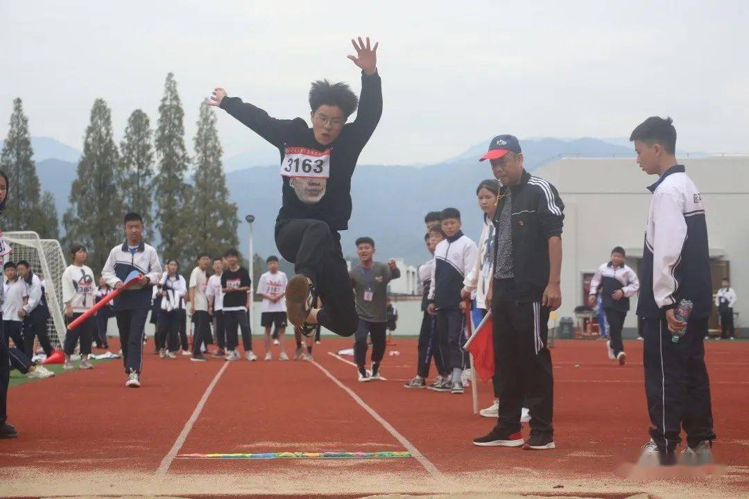 准备好你的掌声丨杭州建兰教育集团龙泉二中校运会大片来袭_运动会