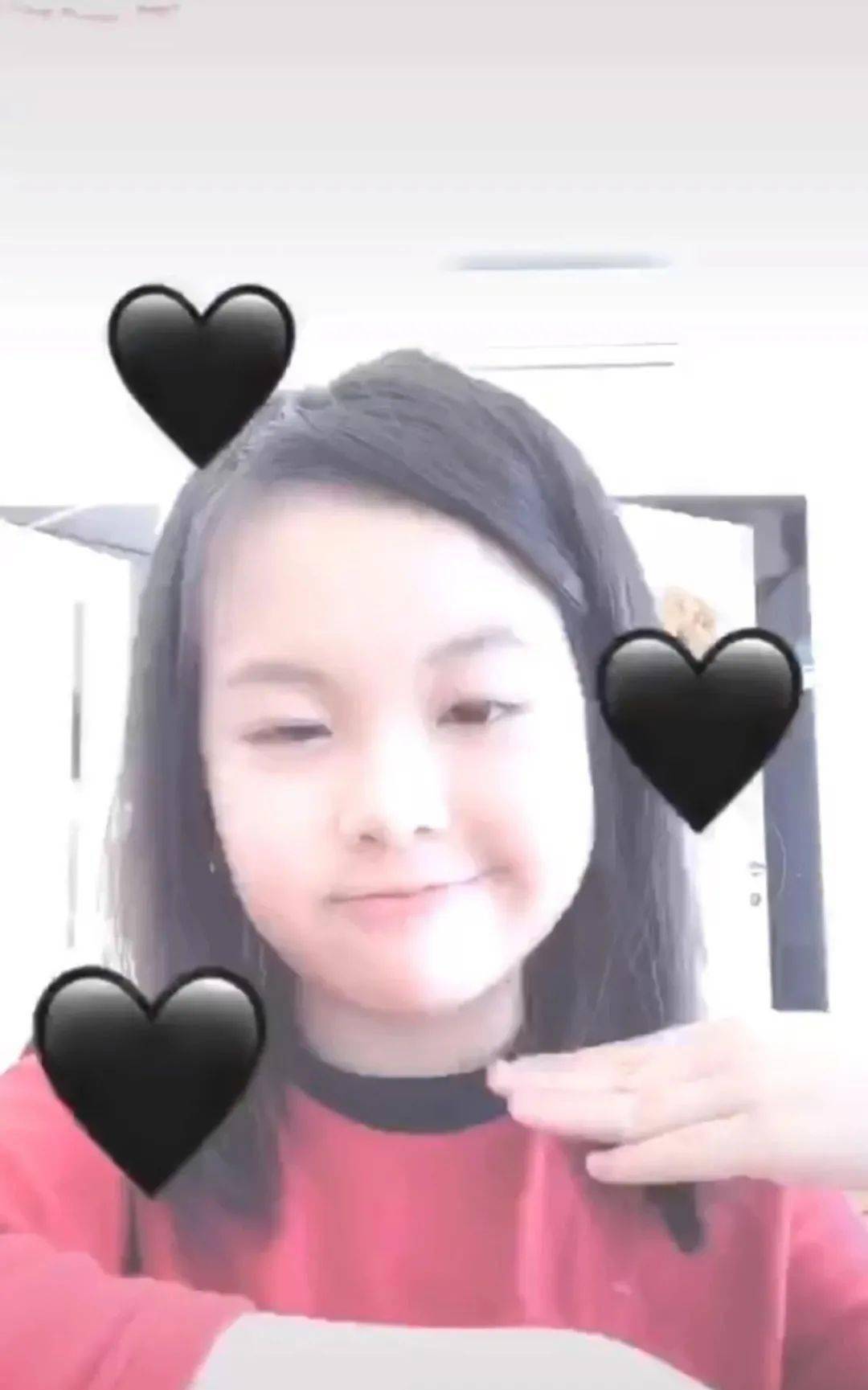 陈自瑶|王浩信陈自瑶8岁女女曝光真容，省镜啊！出道完全OK！！！