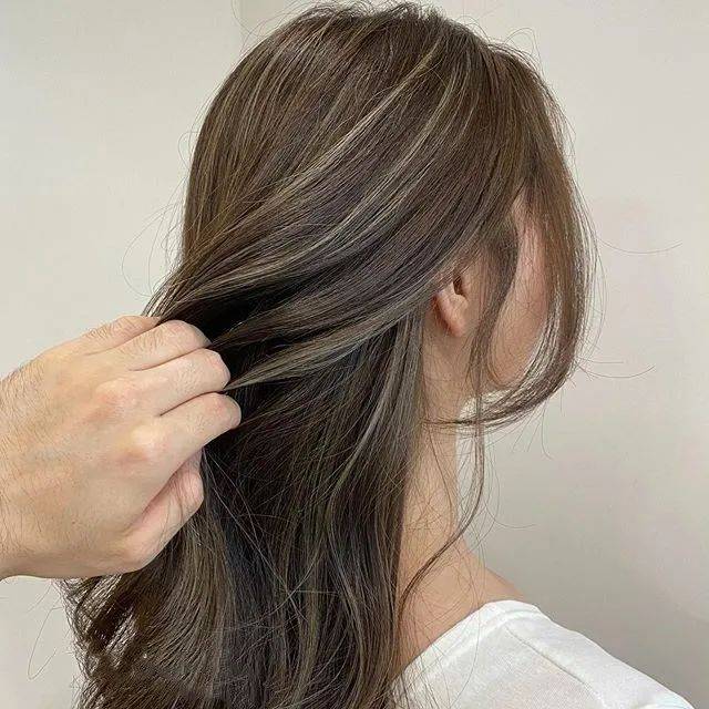 瑞小美|答应我，下次剪头发带着BLACKPINK的新专辑去好吗？