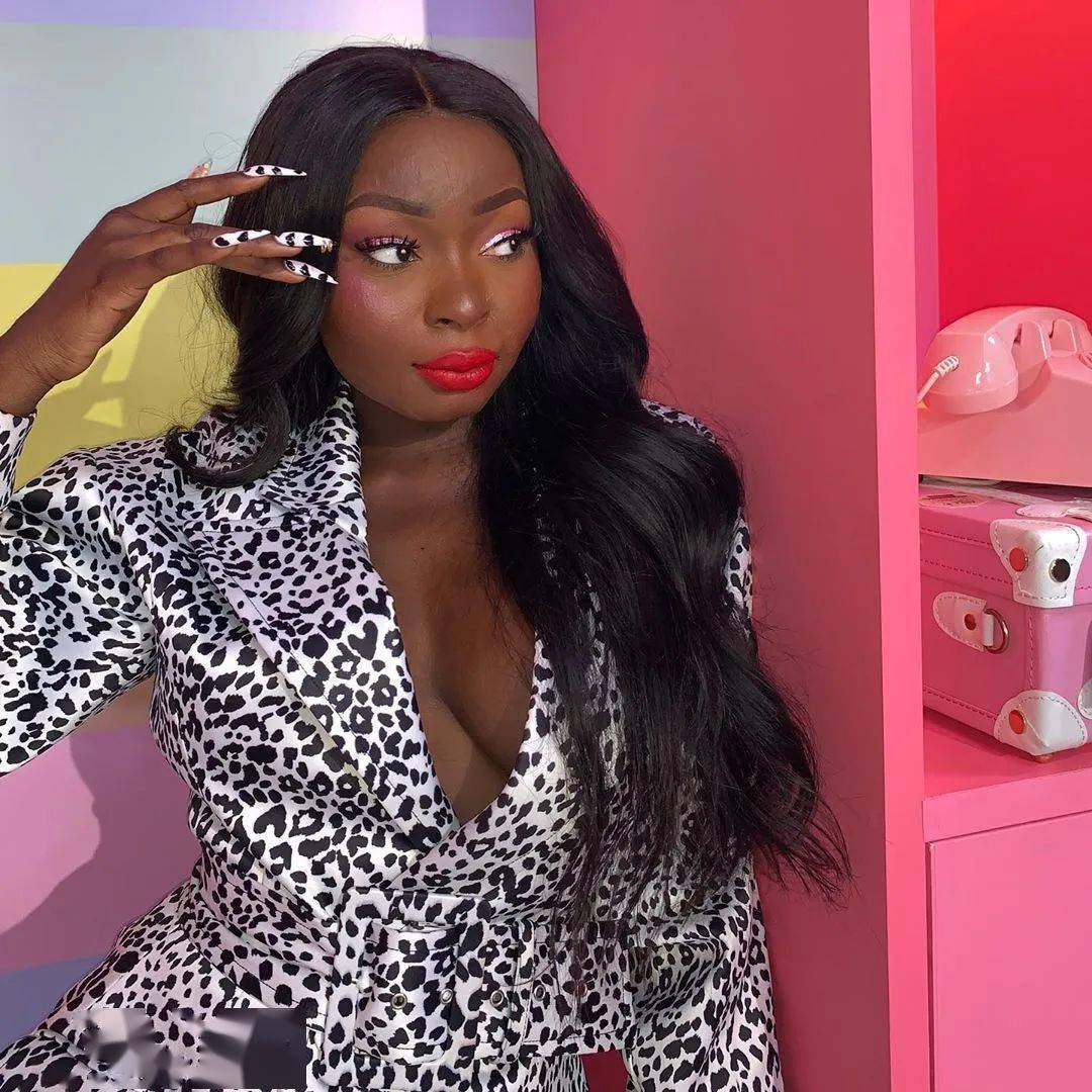 女童|非洲部落9岁毁容女童接受“换头术”，15年后现状曝光看哭网友：这才是顶级美人！