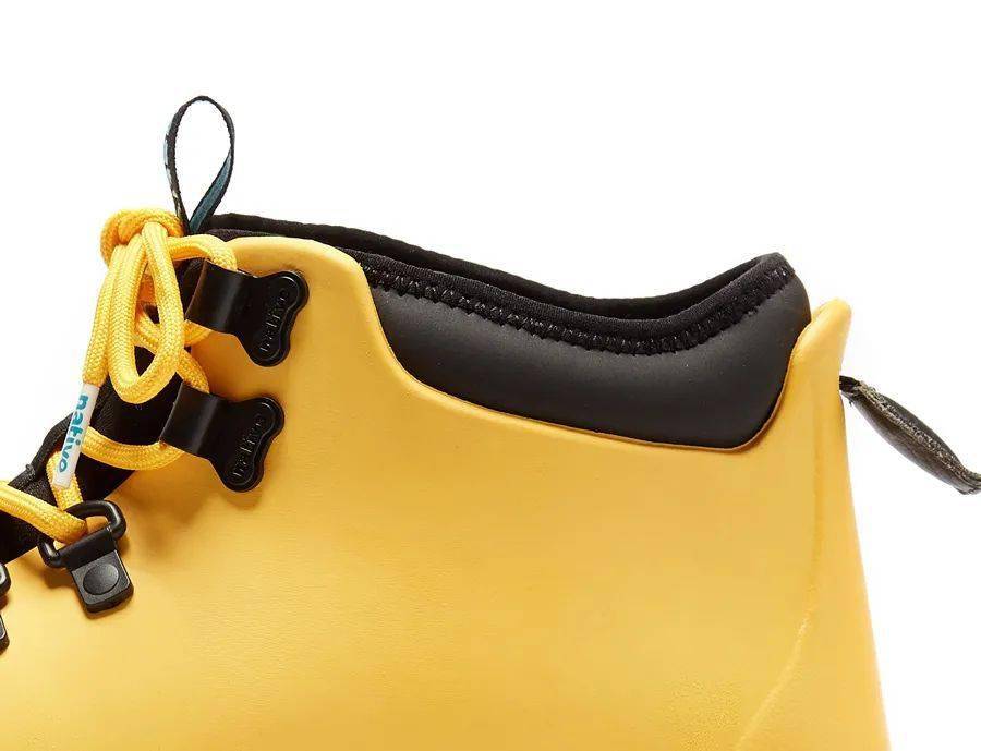 鞋子|好物推荐 | 来自加拿大的马丁靴，轻便保暖，不怕水，大人小孩一起穿！