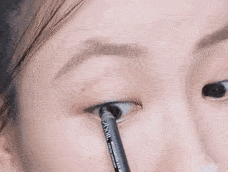 眼线|抽查!美妆届四大“眼妆公式”你会背几个?