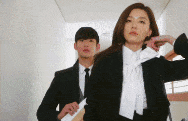 腰斩|这个黑科技吹风机，对标日本大品牌，价格腰斩一半，吹头发就像做发膜！