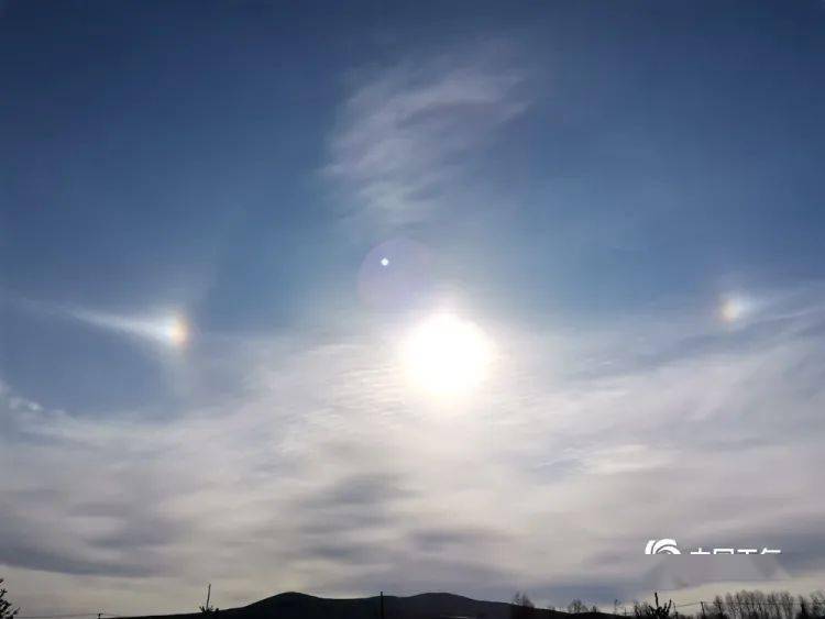 奇观石家庄天空惊现两个太阳官方解说来啦