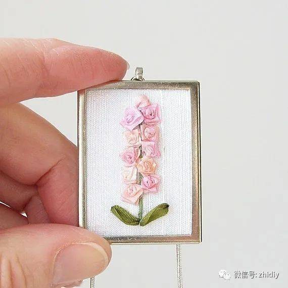 教程|丝带绣 | 奥斯汀玫瑰的绣法教程！（附:13种丝带、7种入门针法详细教程）