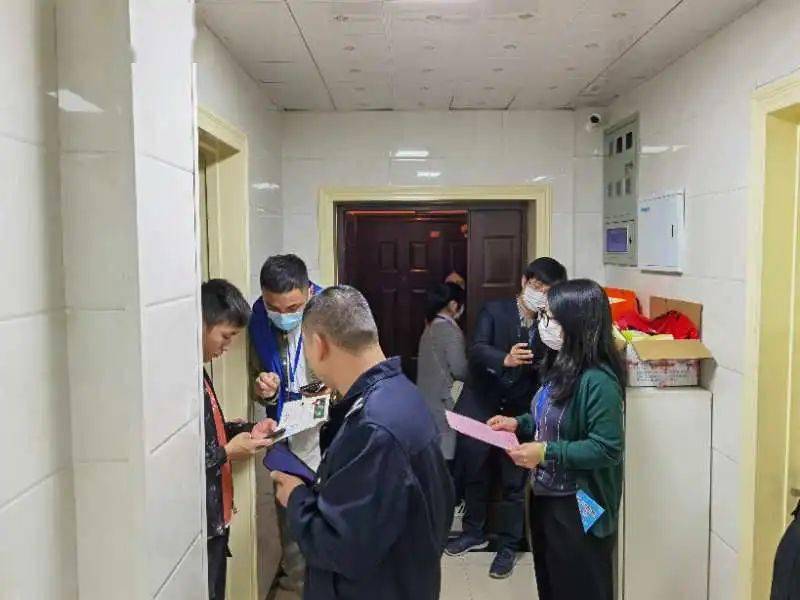 人口普查党员先锋_人口普查