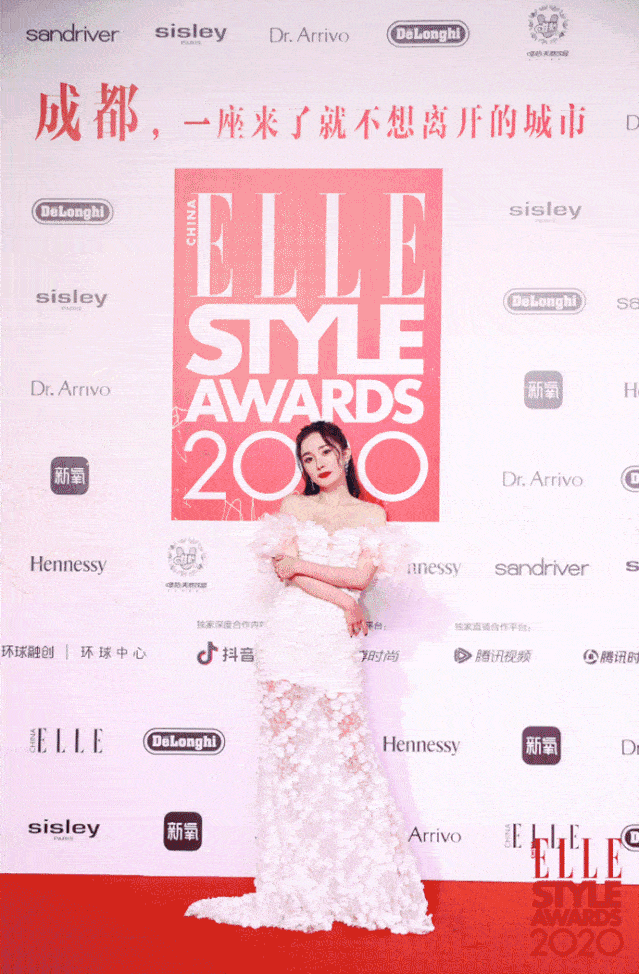 时尚|半个娱乐圈都来了！成都凭什么？