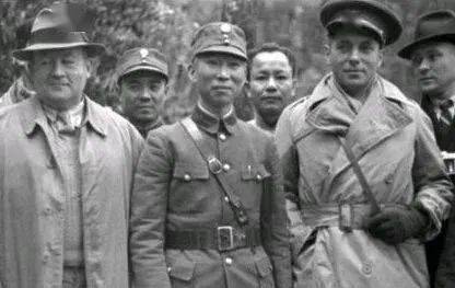 粟裕要灭张灵甫, 两个人反对, 多数人为何迟迟不表态?