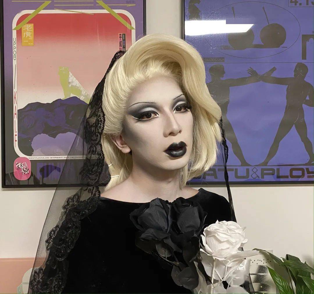 教程|看完最详细万圣节妆容教程，只能说：我服！