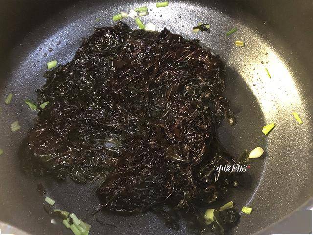 生桑螵蛸泡水喝的正确方法 c4fce8a6c0a8493e9d9912c1d01e9c8c.jpeg