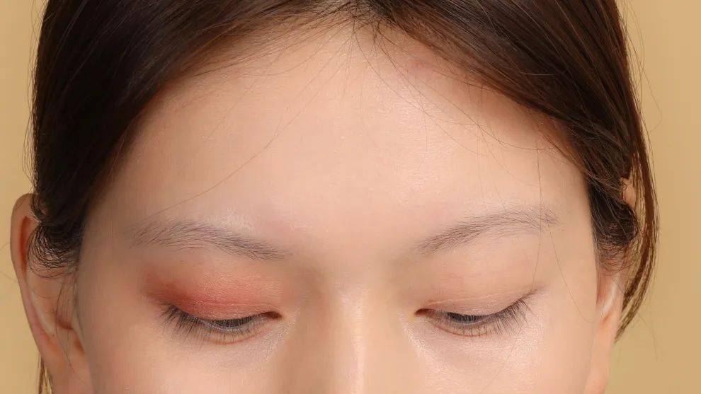 实测|真人实测 | 这些网红化妆技巧，害我差点毁容了……