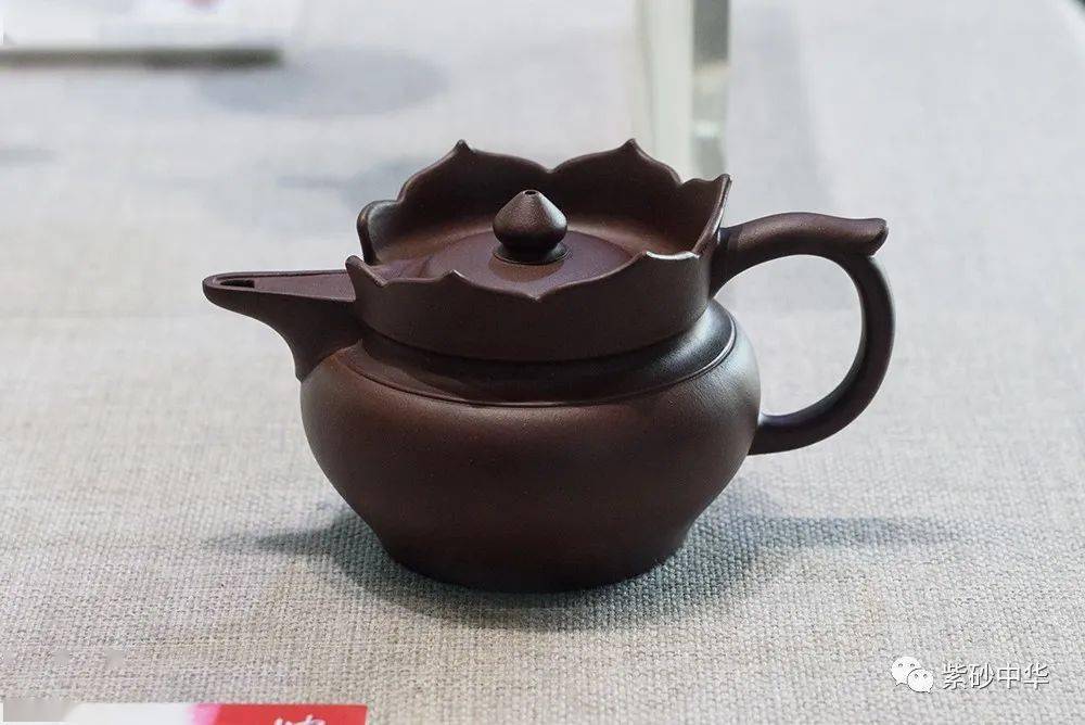 婉丽芬芳曹婉芬师徒紫砂艺术作品赏析