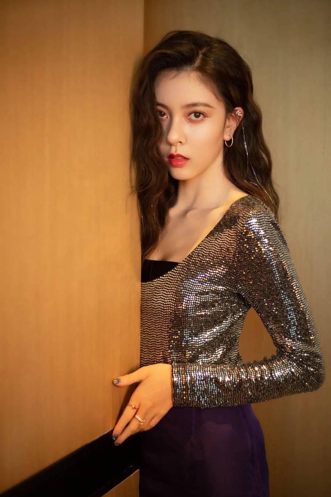 羊毛|撩个头发都风情万种？杨幂真是好港一女的！