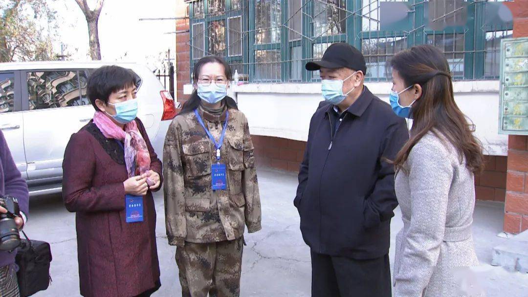 石河子市区人口排名_八师石河子市领导参与人口普查登记并视察普查登记