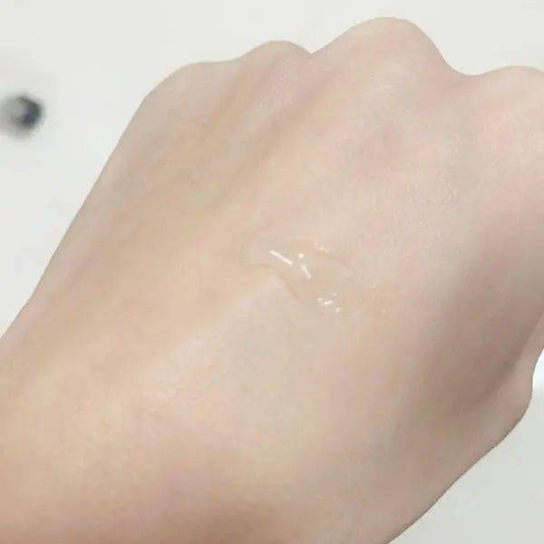 唇膏|干唇星人唇膏，轻松摆脱干燥开裂的“沙漠唇”！