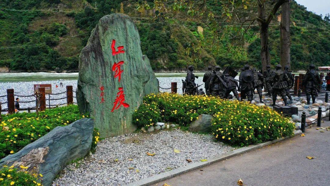 而载入史册,闻名于世安顺场以"翼王悲剧地,红军胜利场"从此大渡河航拍